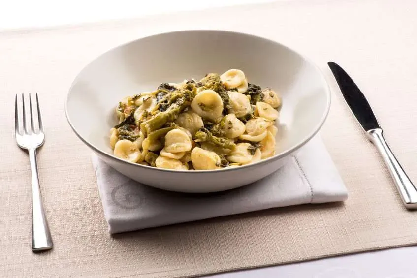 pasta-con-broccoli-e-acciughe-ricetta